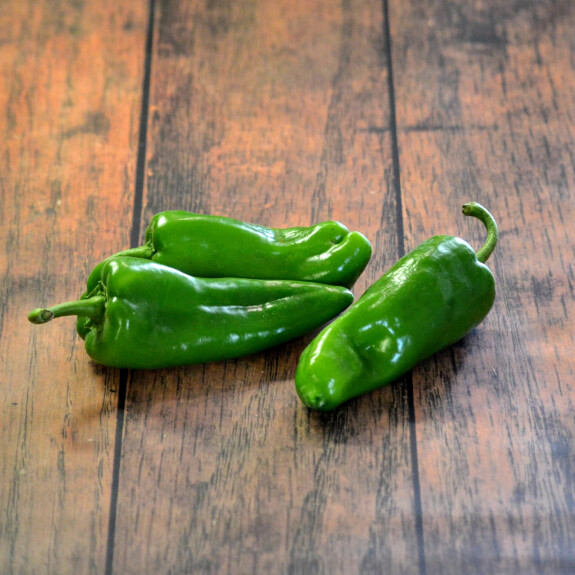 Poivrons Corne de Taureau verts